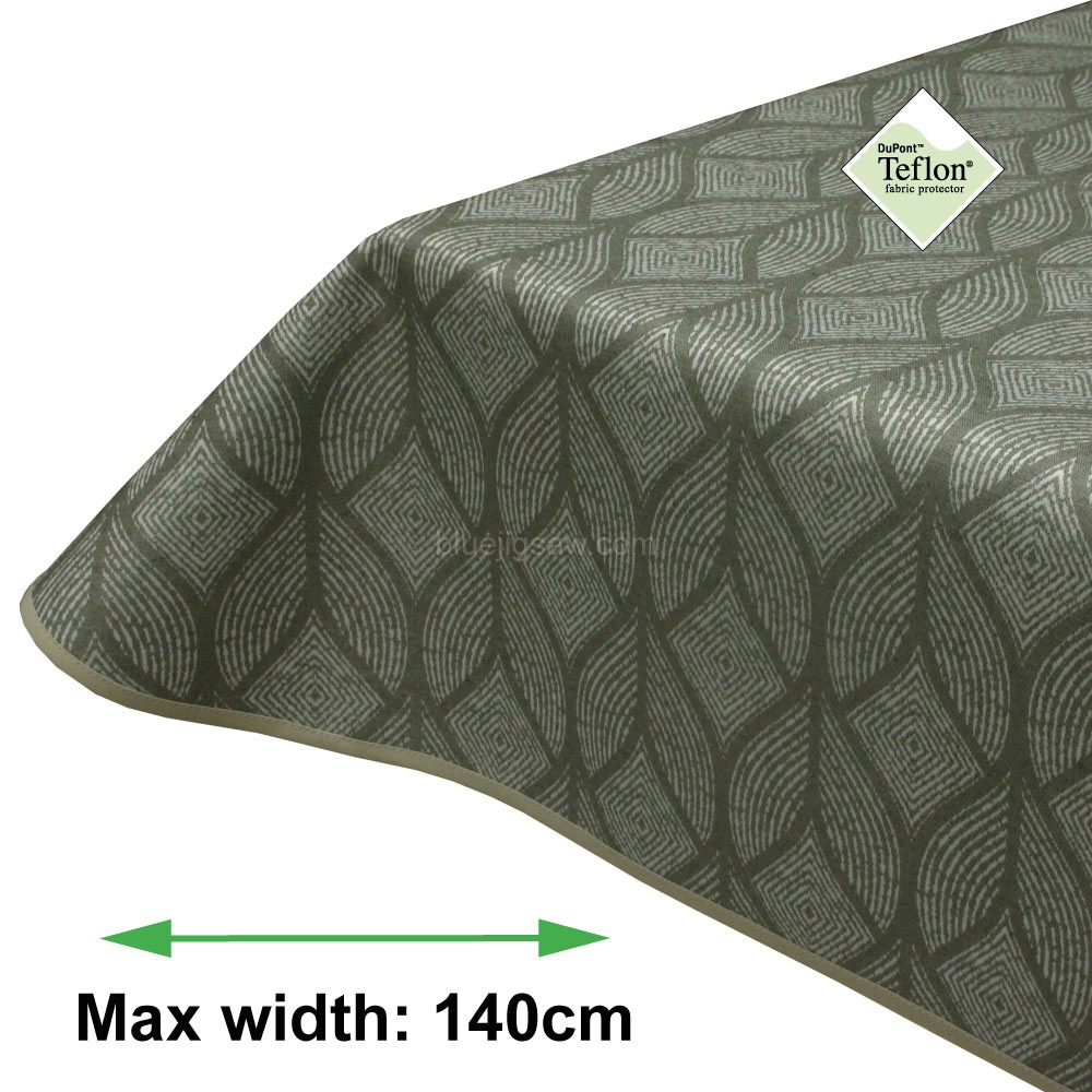 Rectangle tablecloth with rounded corners and bias edge finish
