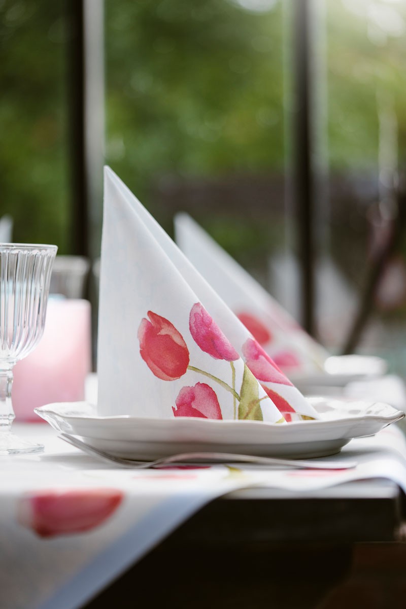 Painted Tulips Dunisoft Napkin