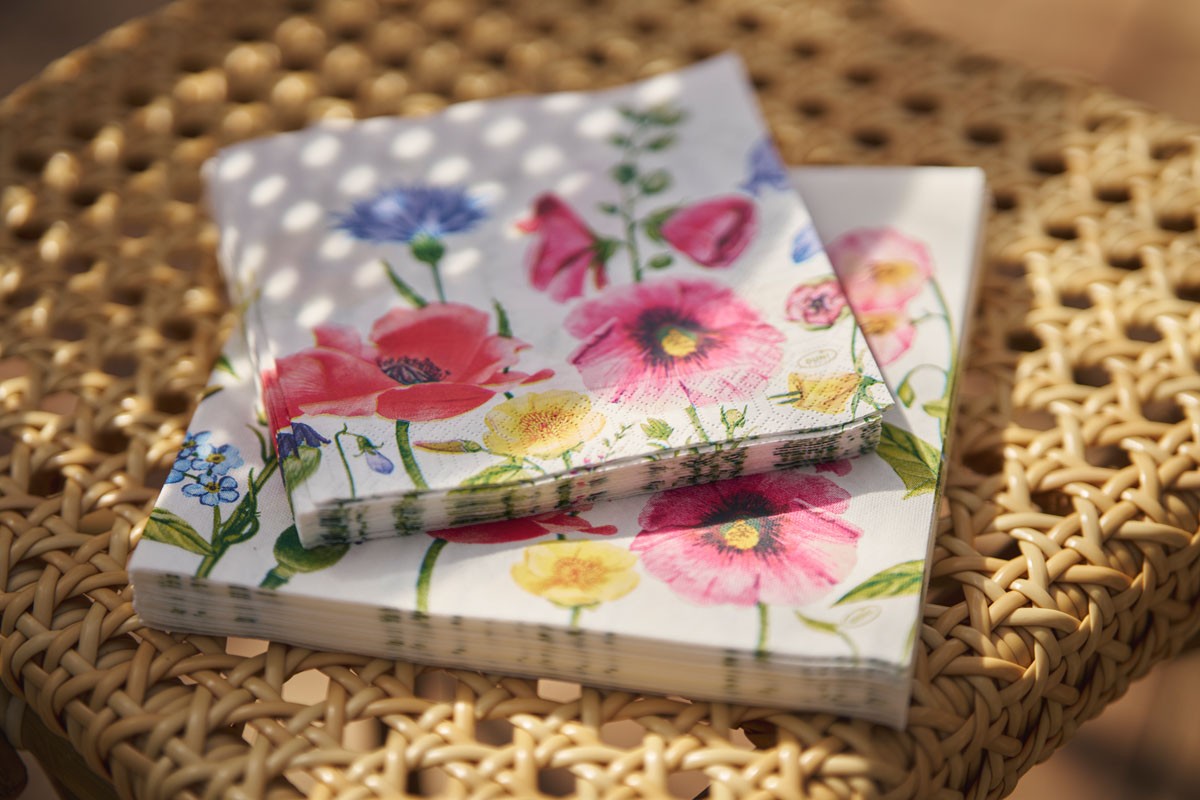 Duni Flowy Meadow design napkins