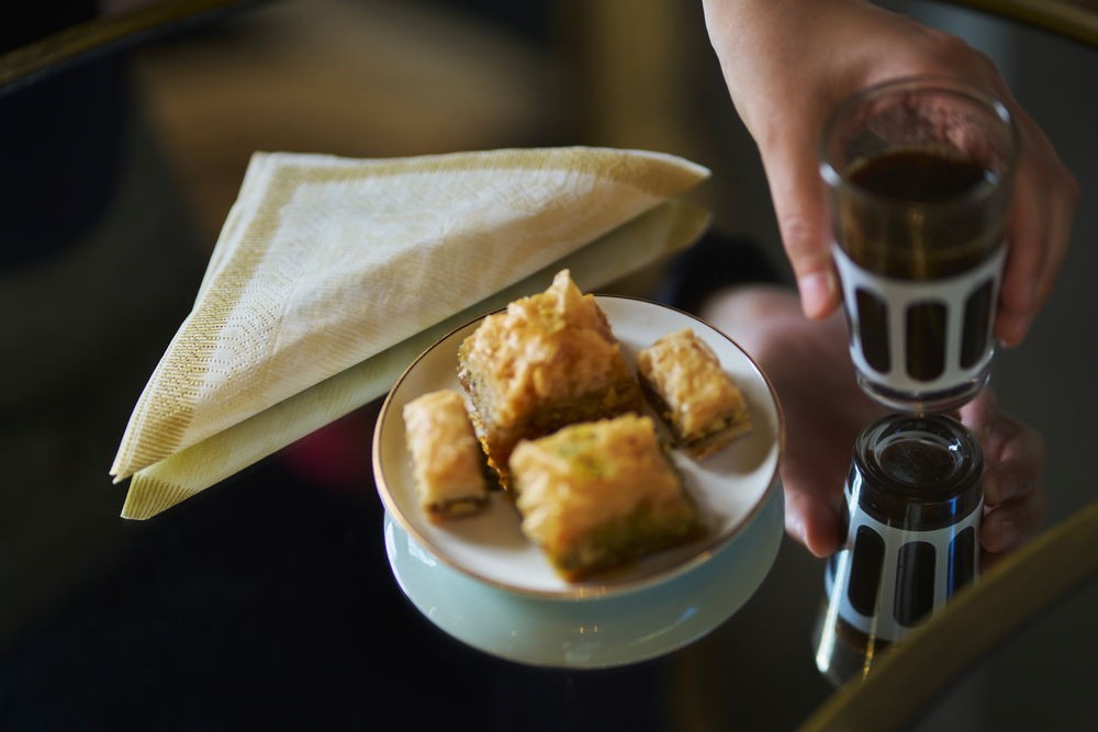 Rich Damast Cream Tissue Napkin from Duni