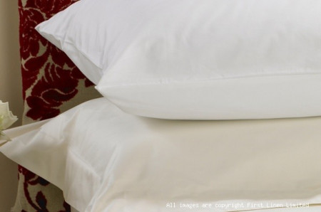 Ivory Cotton Percale Pillow Case, 200 Thread Count